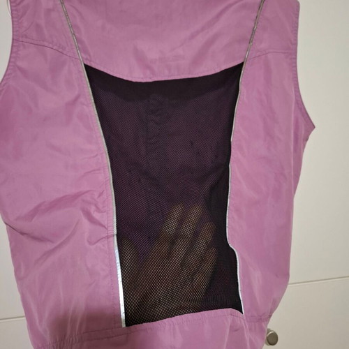 Pearl Izumi women's sleeveless vest like new, size Large, lilac