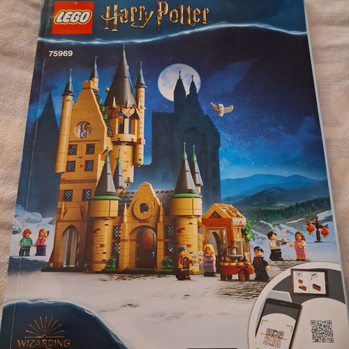 Οδηγοί κατασκευής Lego DreamZzz και Harry Potter σαν καινούργιοι