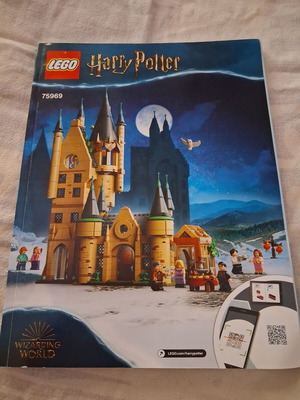 Οδηγοί κατασκευής Lego DreamZzz και Harry Potter σαν καινούργιοι
