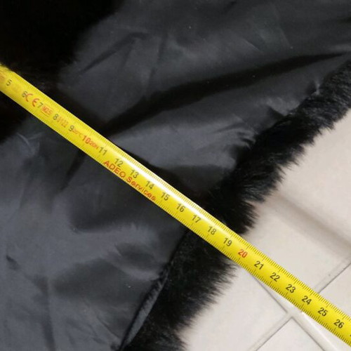 Natural fur collar black like new
