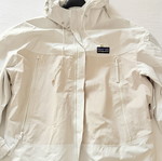 Patagonia windbreaker like new, beige, size S