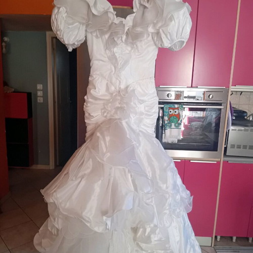 Wedding dress used, size S / 36 / 8, in good condition
