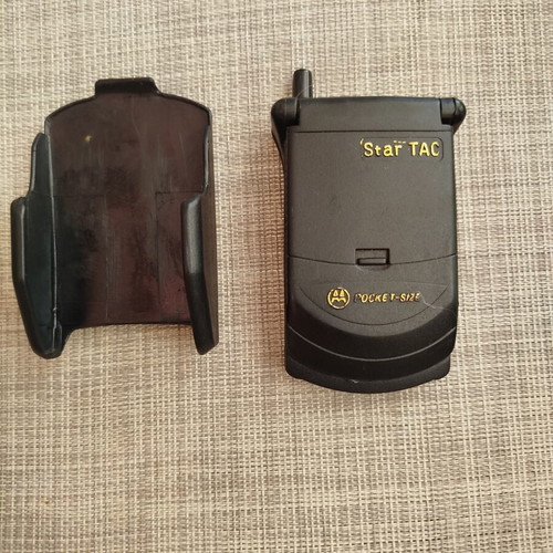 Motorola StarTAC Flip Phone Verizon Dual Band used for repair or parts