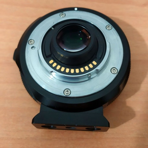 Metabones Speed Booster 0.58x adapter for Canon EF lenses