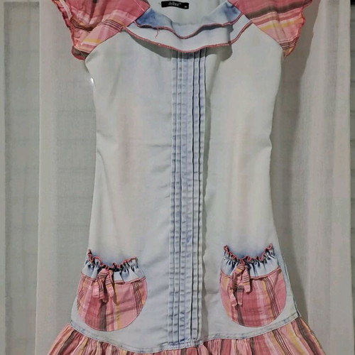 Denim mini dress with ruffles and pockets like new, multicolor