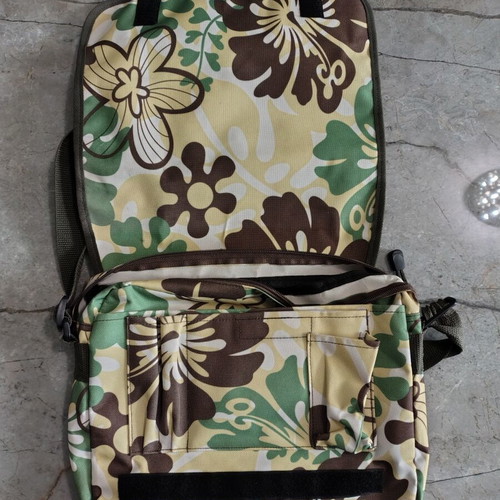 Children's crossbody sports bag like new, green and brown floral