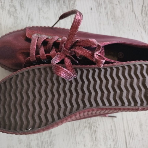 Women's sneakers burgundy with shine, new Made In Italia