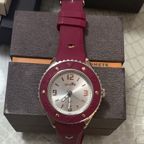 Oxette women's watch like new, white and red