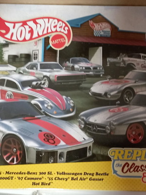 Αυτοκινητάκια Hot Wheels καινούργια, σετ των 7 για τα 80 χρόνια
