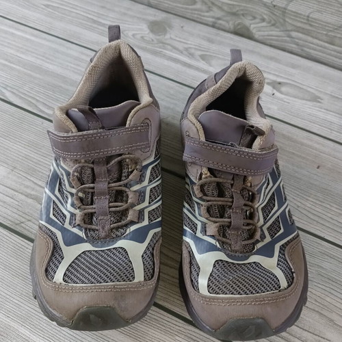 Merrell Waterproof Contragrip kids' sneakers size 33