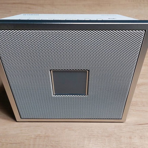 Yamaha ISX 18 D MusicCast wireless speaker like new