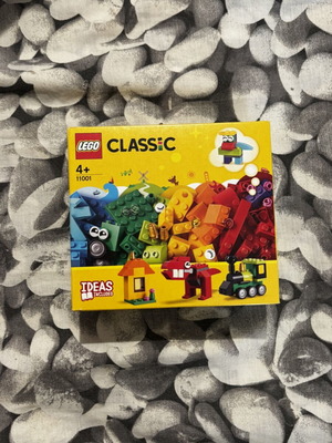Lego Classic 11001 Bricks and Ideas like new, 123 pieces