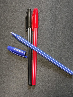 Pack of 3 new pens, blue, black, red