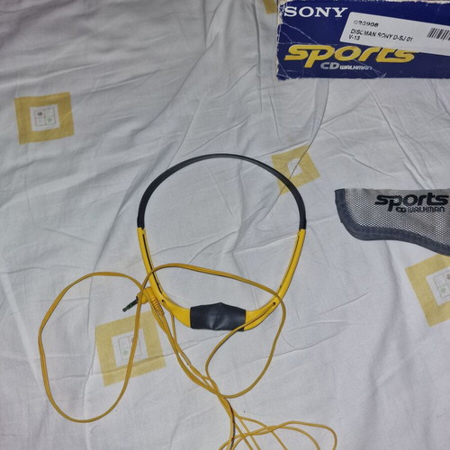 Sony Sports CD Walkman D-SJ01 collectible