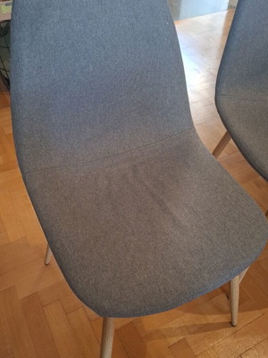 Set of 4 chairs with grey fabric and wooden legs