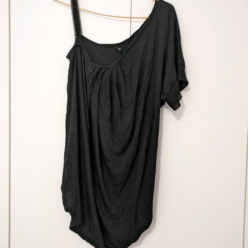 Black blouse with one sleeve size M used