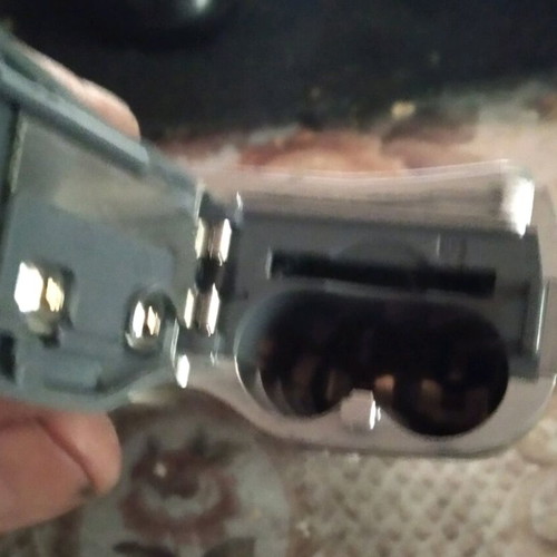 Samsung D60 camera used, takes AA batteries without check