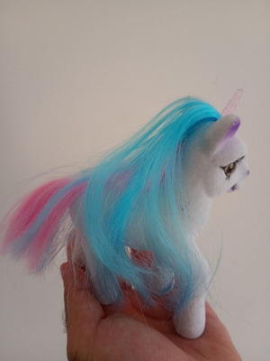 Unicorn figure used, good condition