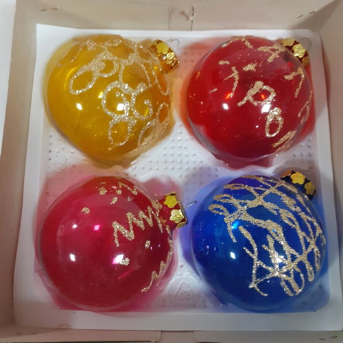 Plastic Christmas balls new