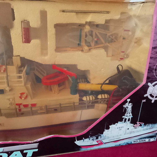 Super Patrol Boat No 328 B 1992 new, collectible toy with remote control