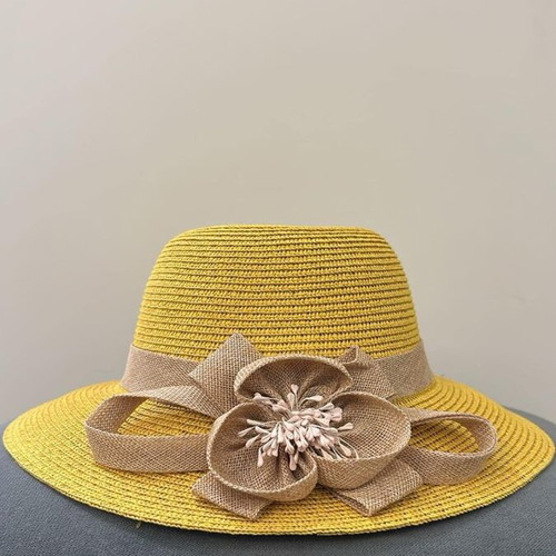 Hat like new, unworn, one size