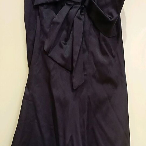Evening dress mini black with elastic fabric and adjustable straps like new