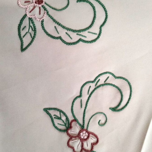 Vintage embroidered round tablecloth Rotonda diameter 1.48m