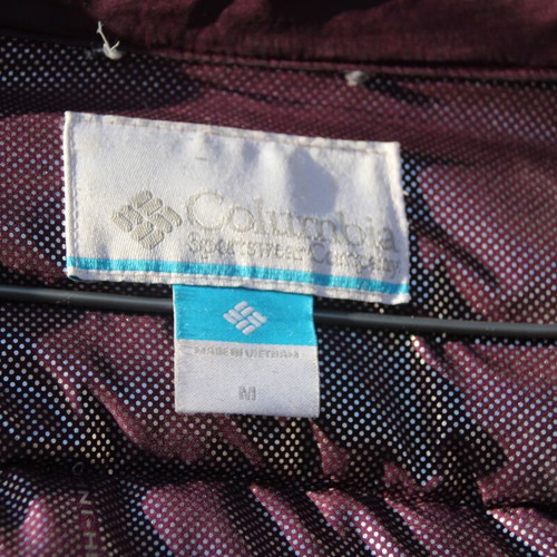 Columbia puffer jacket used with defects, gray and purple, size M