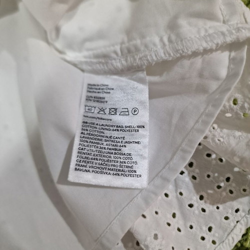 H&M white embroidered cotton skirt, size M