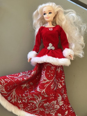 Doll excellent condition