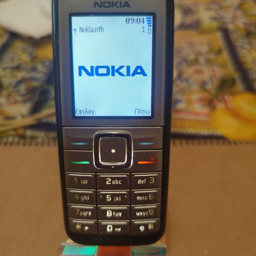 Nokia 6070 phone used, fully functional with charger