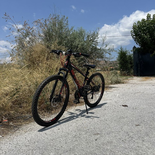 Byox BTW Mountain Bike 26” aluminum like new with disc brakes and suspension