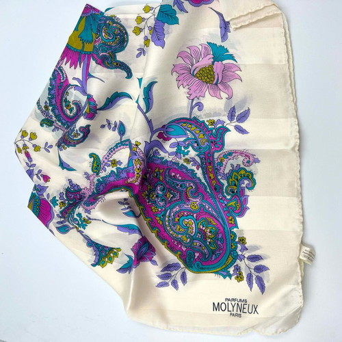 Molyneux scarf new, 88x88 cm, Italian polyester silk-like
