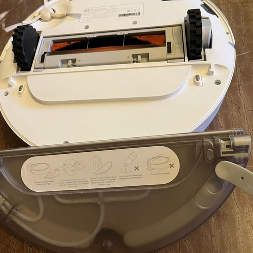 Xiaomi Mi Robot Vacuum Mop 1C with replacement parts set