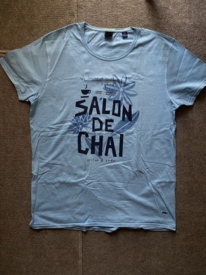 Scotch & Soda Vacanza T-shirt XXL σαν καινούργιο, ανοιχτό γαλάζιο με γραφικό print