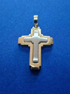 Gold cross 14 carat like new with 585 stamp