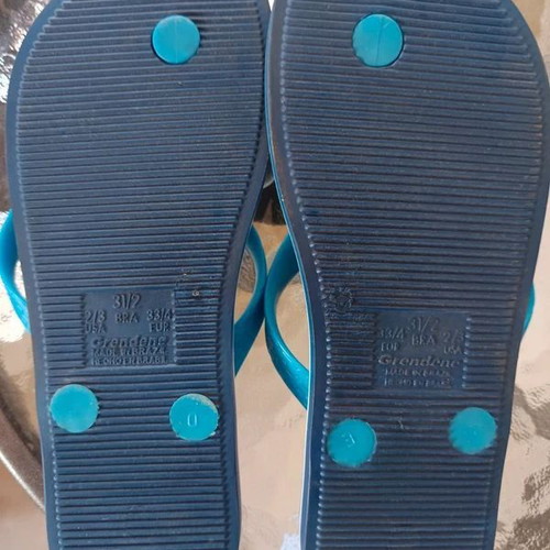 Ipanema children's flip flops like new, size 33-34, blue