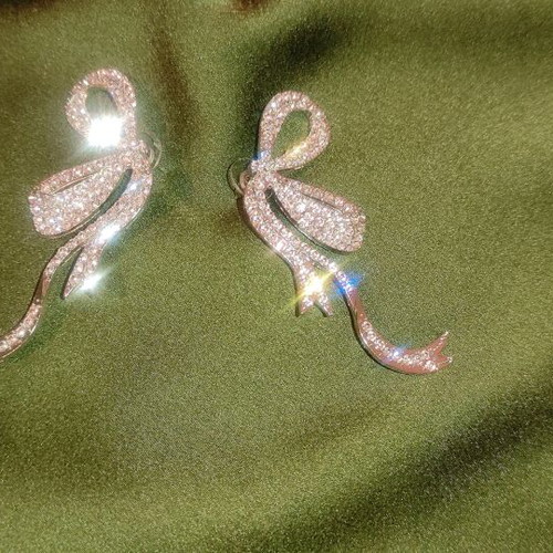 Bow-shaped earrings new, silver