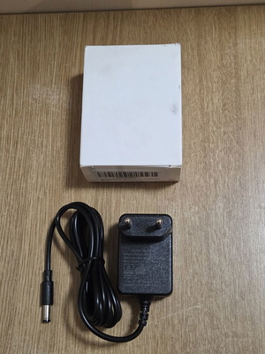 AC/DC Adapter Model GFDQ3L-0901000G New 9.0V 1.0A