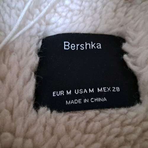 Bershka biker jacket cream with fur lining medium like new
