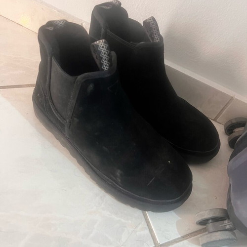 Ugg Australia men's boots black like new size 44
