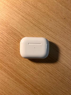 Wireless earbuds with charging case new
