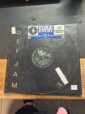 Def Jam recordings vinyl used, good condition