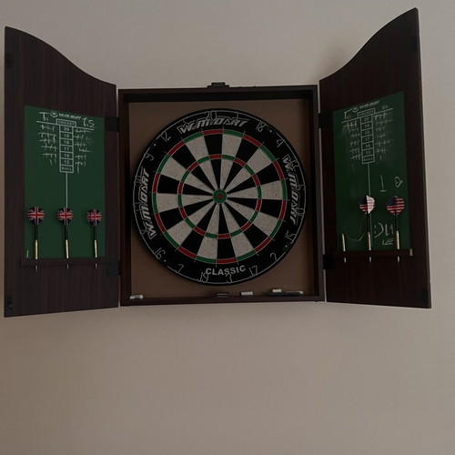 Luxury dartboard with cabinet like new