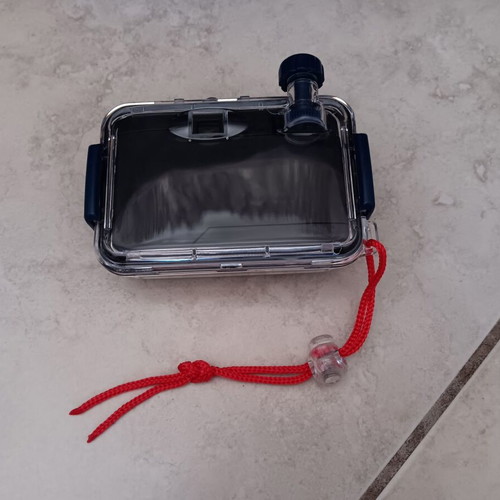 Camera with waterproof case like new