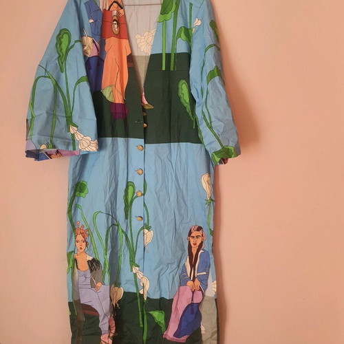 Kimono dress size M like new, multicolored