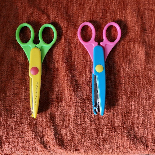 Craft scissors set like new, 2 pieces