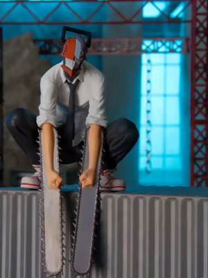 Chainsaw Man figure like new