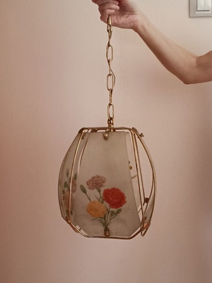 Antique lamp used with different design on each side