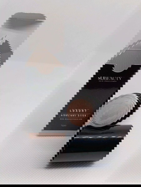 MD Beauty luxury Highlight stick